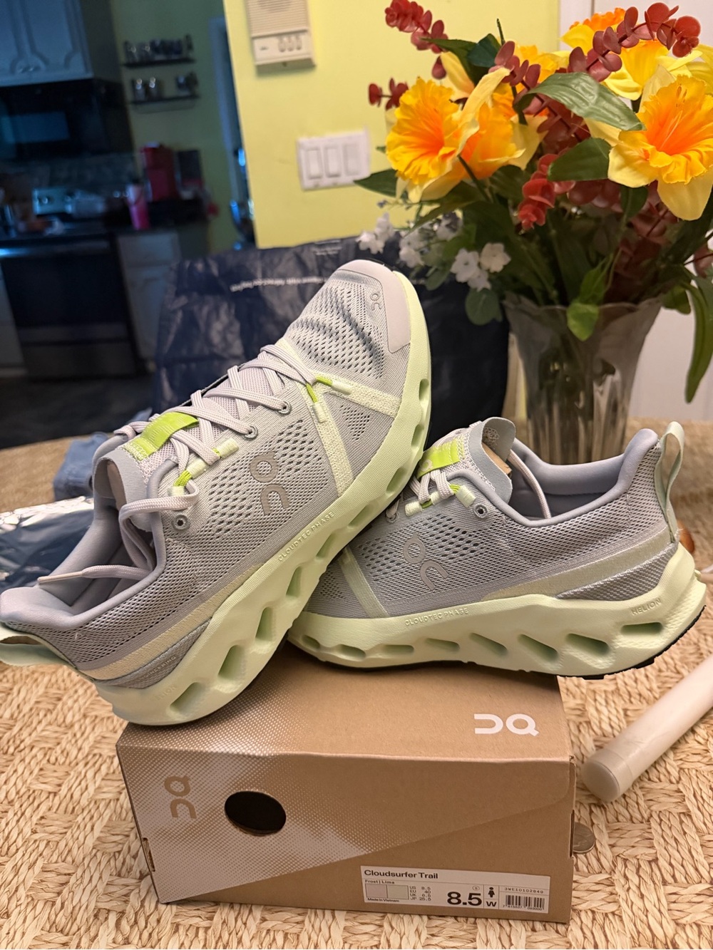On Running Cloudsurfer Trail Women’s Running Shoes - sz 8.5 woman new in box